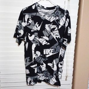 Nike Tee